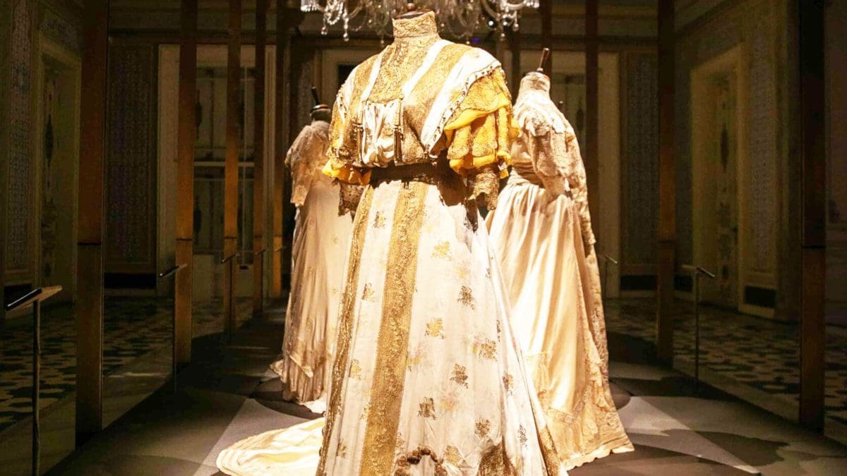 'Maziden atiye' kadın kıyafetleri