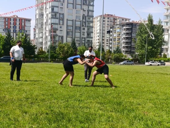 Er Meydanında Nefes Kesen Mücadele