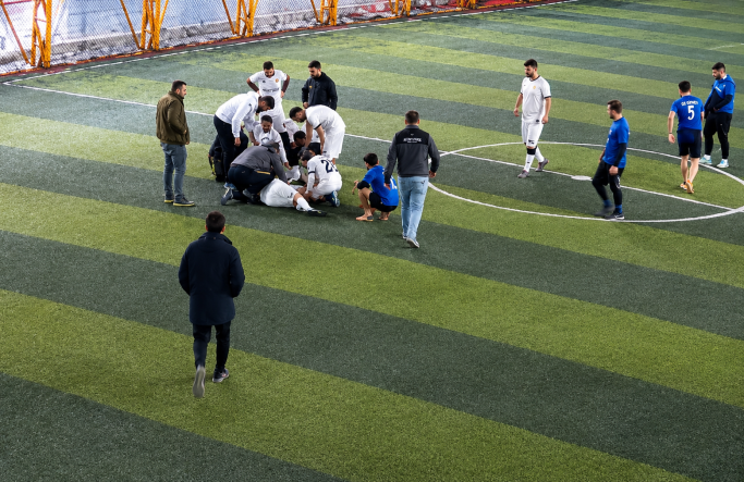 Malatya’da Halı Sahada Hayat Kurtaran Müdahale