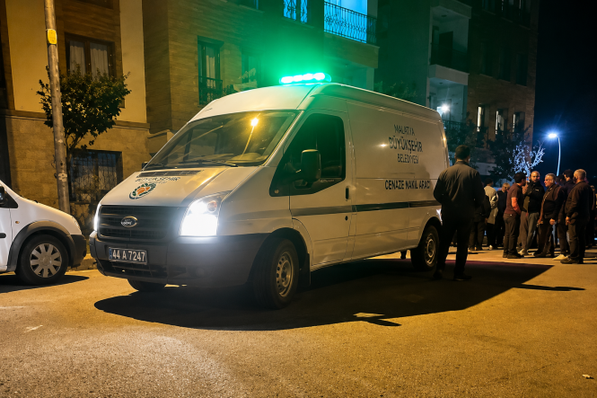 Yakınlarının Haber Alamadığı Kadın Evinde Ölü Bulundu