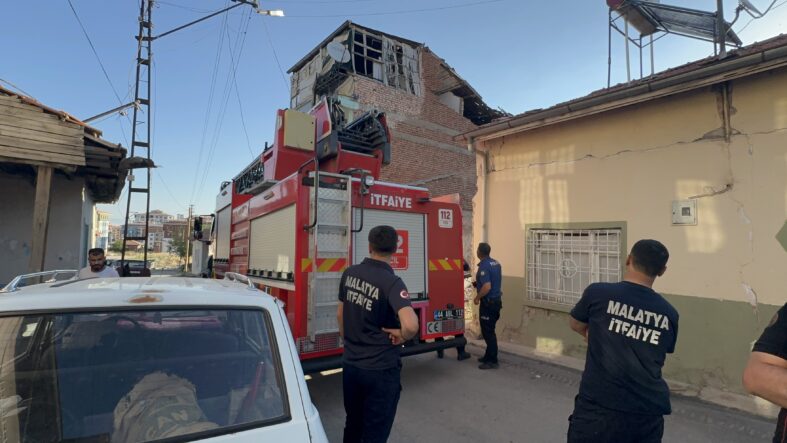 Malatya’da 5.0’lık Depremin Ardından İki Ayrı Noktada Alarm: Evler Tahliye Edildi