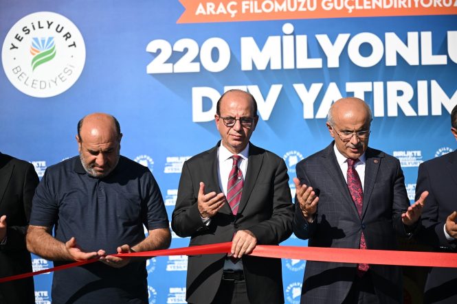 Yeşilyurt Belediyesi Araç Filosunu 220 Milyon Tl.'Lik 31 Yeni İş Makinasıyla Güçlendirdi