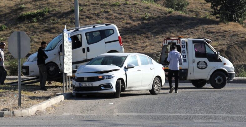 Hekimhan'da trafik kazası: 2 yaralı
