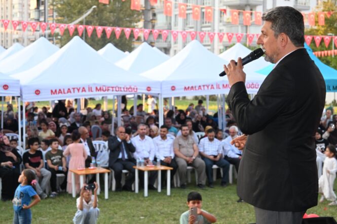 Malatya’da Yaz Kur’an Kurslarına Görkemli Final