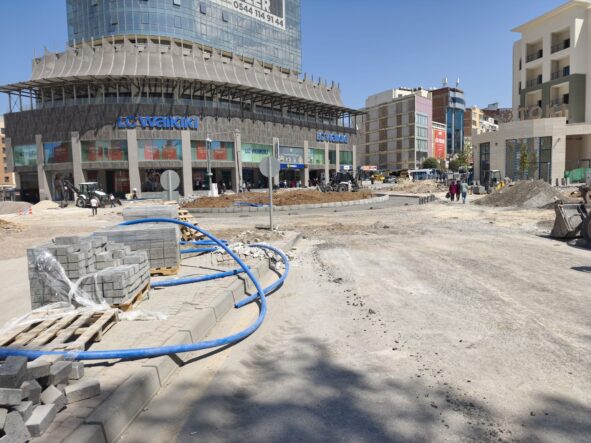 Akpınar’da Yol Ve Kavşak Düzenleme Çalışmaları Sürüyor