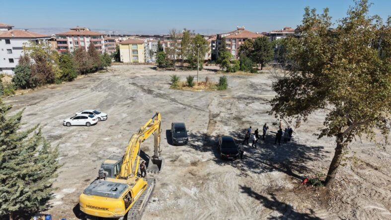 Battalgazi’ye Millet Bahçesi ve Nikâh Salonu Geliyor