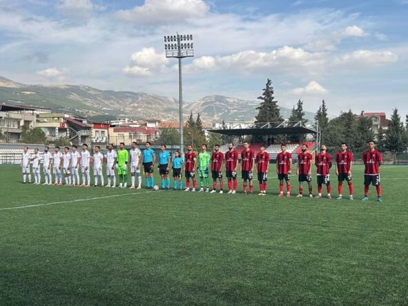 Battalgazi Belediyespor İkide İki Yaptı, Hekimhanspor Evinde Kaybetti