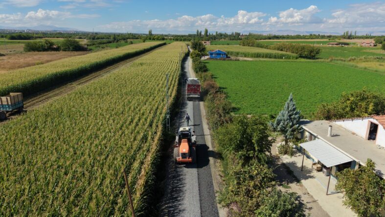 Battalgazi’de Kadıçayırı Mahallesi’ne 4 Kilometrelik Asfalt