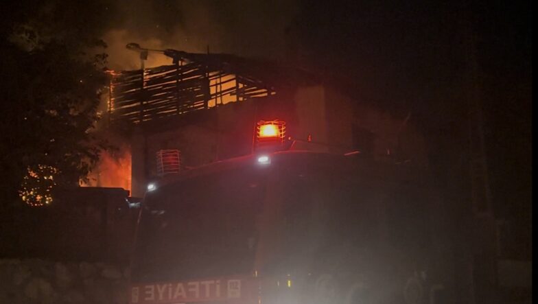 Malatya’da Metruk Evde İkinci Kez Yangın Çıktı