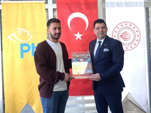Malatya’da PTT’nin 186. Yılına Özel Kutlama: 186 Müşteriye Anlamlı Hediye