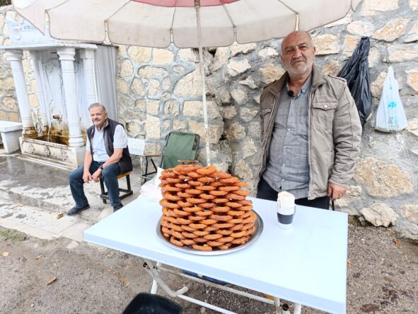 Vehbi Çeşmesi 20 Yıldır Adnan Usta’nın Ekmek Kapısı