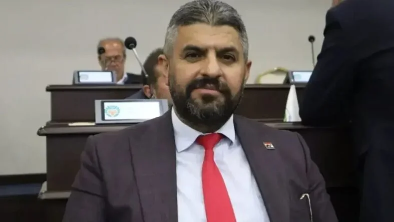 CHP’li Meclis Üyesi Ergül Günaydın Parti Üyeliğini Sonlandırdı