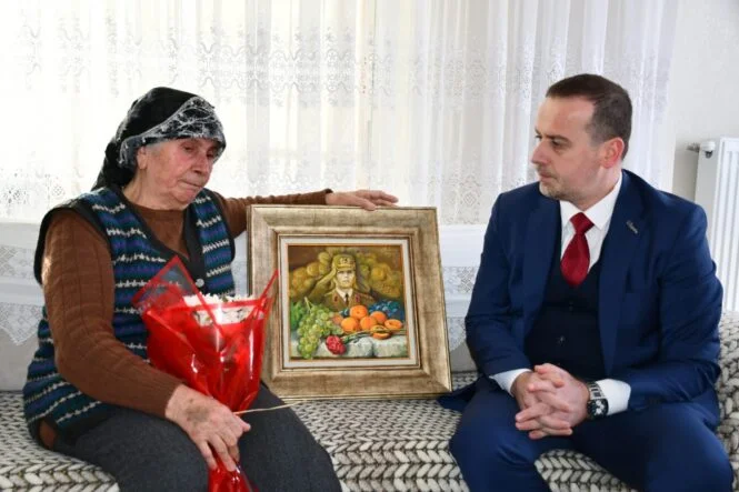 Karademir’den Şehit Annesine Kadınlar Günü Ziyareti