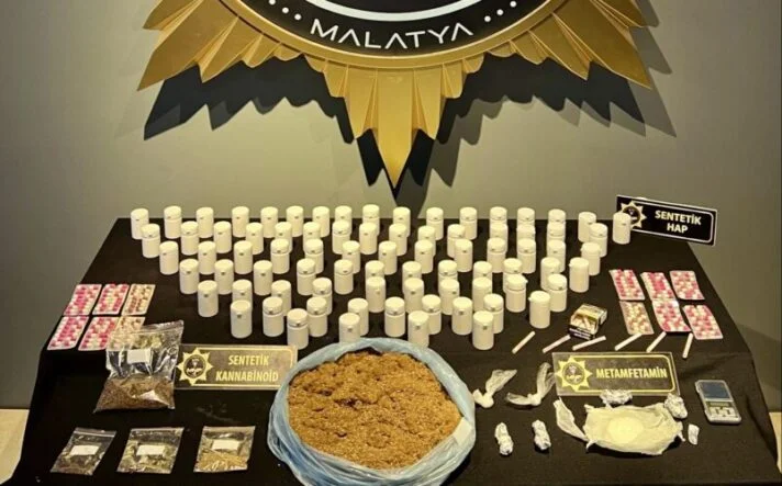 Malatya’da Narkotik Operasyonu: Uyuşturucu Madde Ve Hassas Terazi Ele Geçirildi