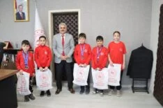 Malatyalı Sporcular Türkiye Badminton Şampiyonası’nda Derece Yaptı