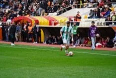 Yeşilyurtspor’a ihtar, Karaköprülü futbolcuya para cezası