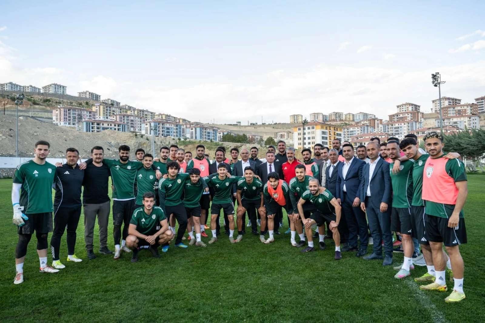 Başkan Er’den Final Öncesi Moral Ziyareti