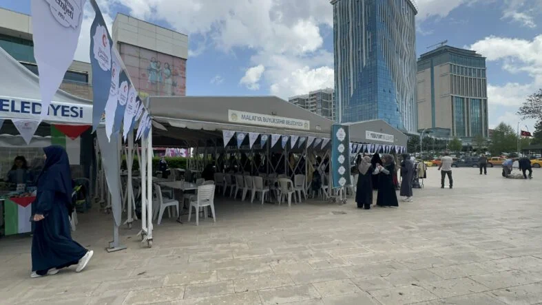 Gazze İçin Kermes Açıldı: “Malatya’dan Gazze’ye Kardeşlik Köprüsü”